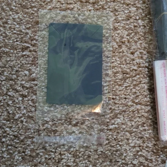 Brand new earring displays - Picture 4 of 4